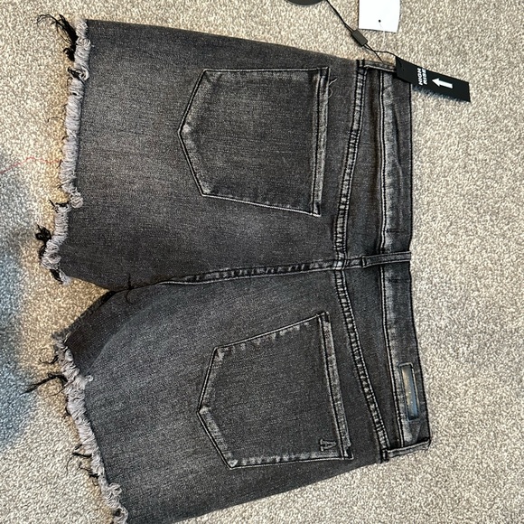 NWOT Articles of Society Black Distressed Jean Shorts - Picture 5 of 9